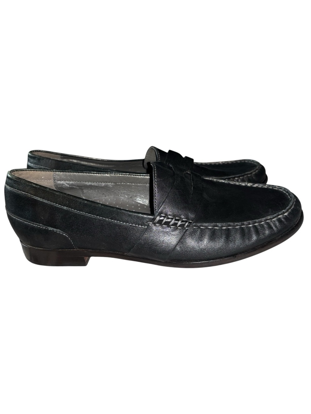 Cole Haan women’s black Leather Penny Loafers 10